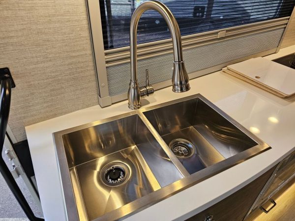 2025 Winnebago View 24D - Image 21