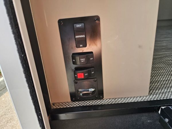 2025 Winnebago View 24T - Image 32