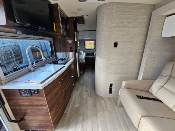 2025 Winnebago View 24V - Image 14