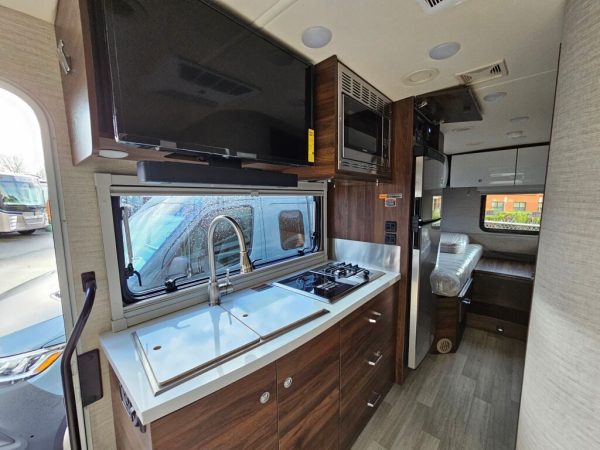 2025 Winnebago View 24V - Image 15