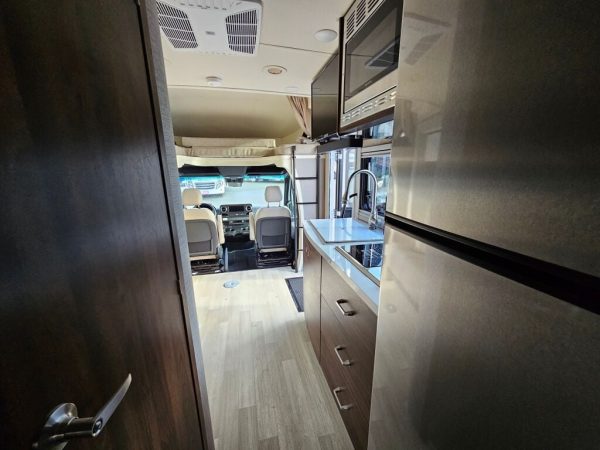 2025 Winnebago View 24V - Image 23