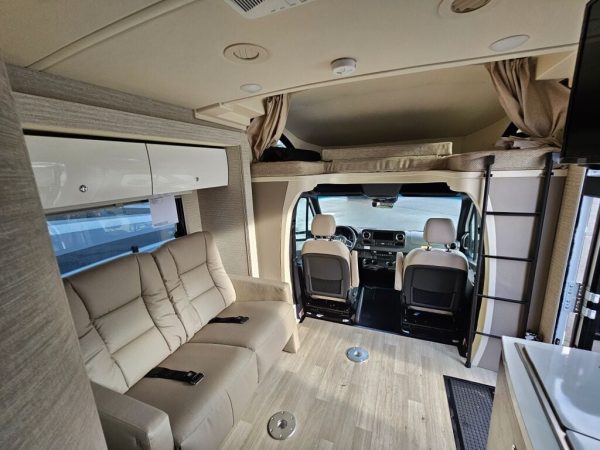 2025 Winnebago View 24V - Image 26