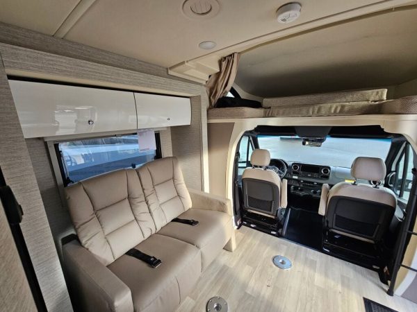 2025 Winnebago View 24V - Image 27