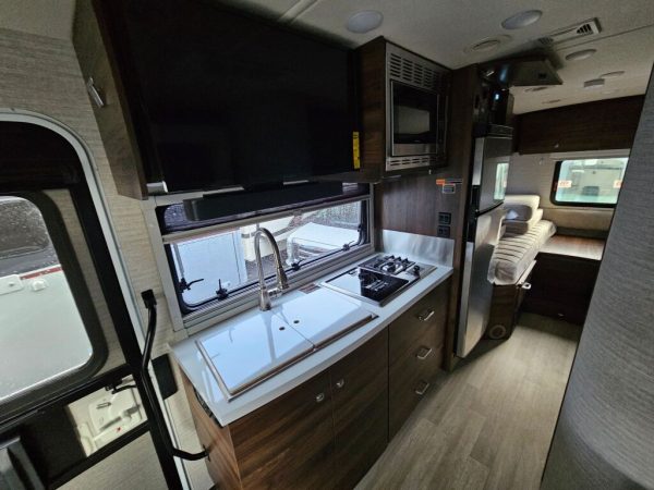 2025 Winnebago View 24V - Image 11