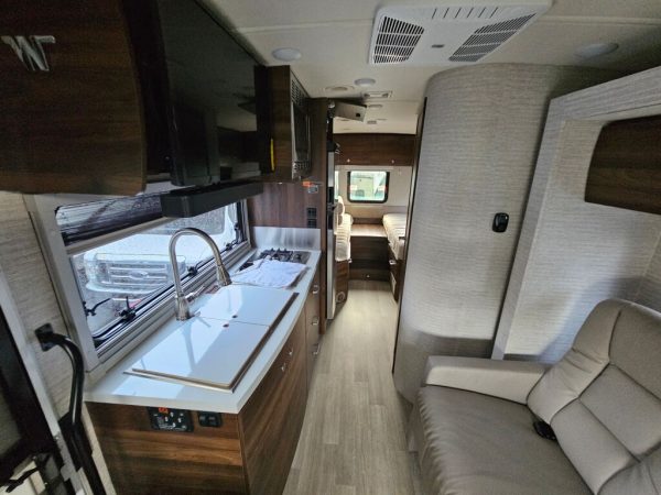 2025 Winnebago View 24V - Image 10