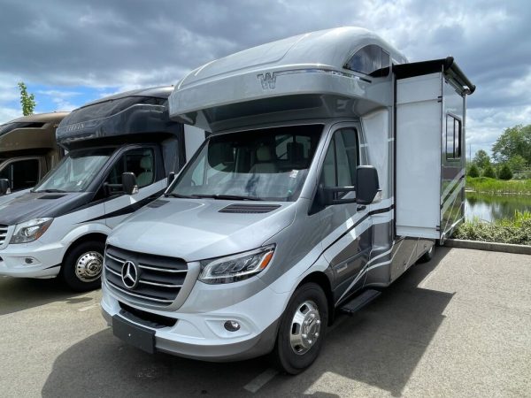 2025 Winnebago View 24V - Image 2