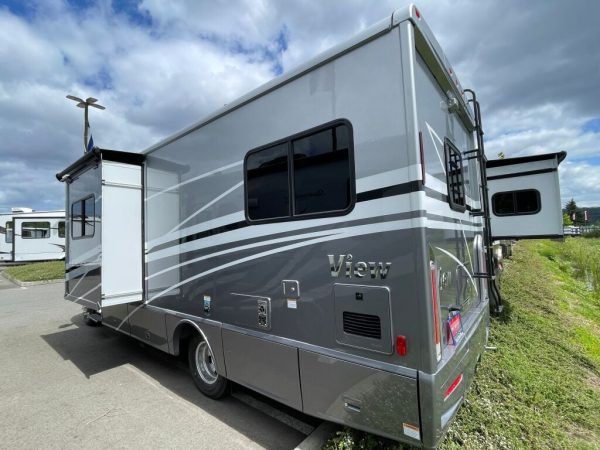 2025 Winnebago View 24V - Image 3
