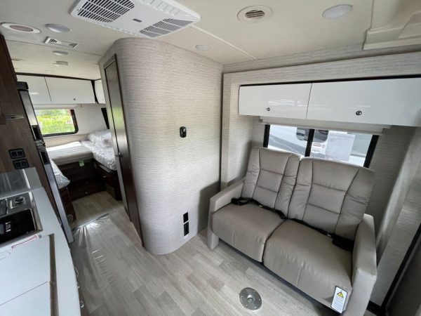 2025 Winnebago View 24V - Image 21