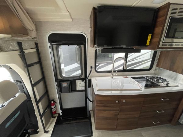2025 Winnebago View 24V - Image 8