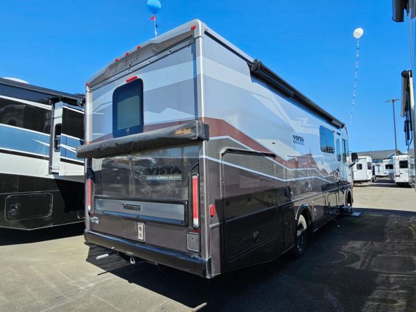 2025 Winnebago Vista 29N - Image 4