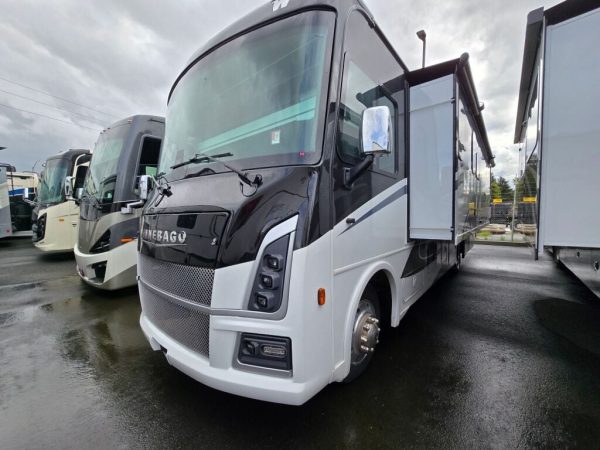 2025 Winnebago Vista 33K - Image 2