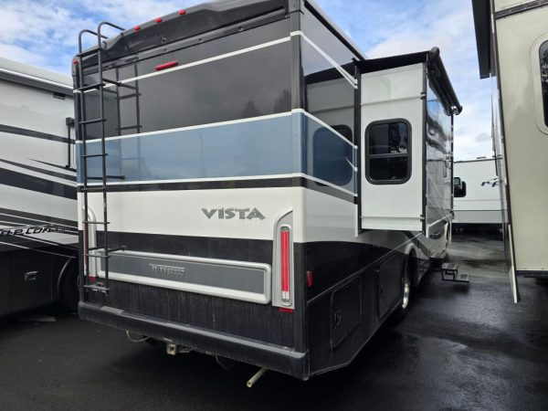 2025 Winnebago Vista 33K - Image 4