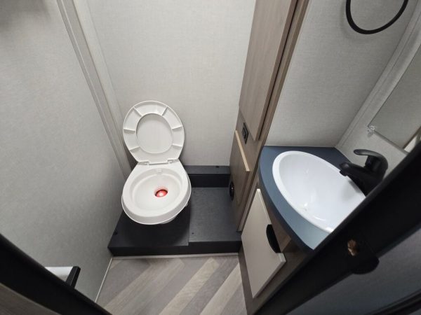 2026 Coachmen Cross Trail EV 20XG - Image 24