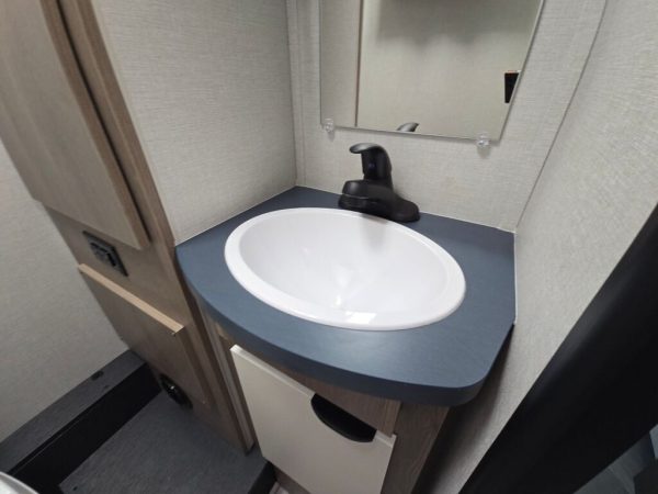 2026 Coachmen Cross Trail EV 20XG - Image 25