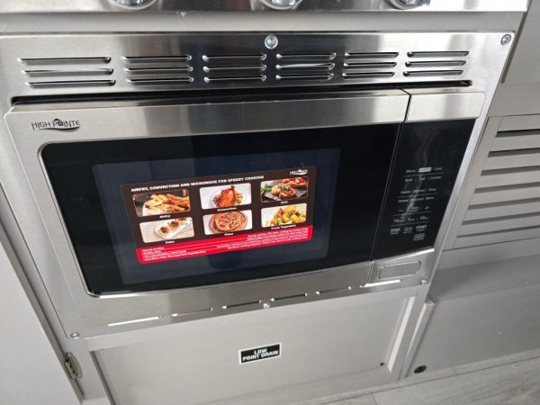 2026 Coachmen Freelander 22XG - Image 23