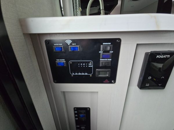 2026 Coachmen Freelander 22XG - Image 30