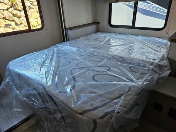 2026 Coachmen Freelander 26DS - Image 10