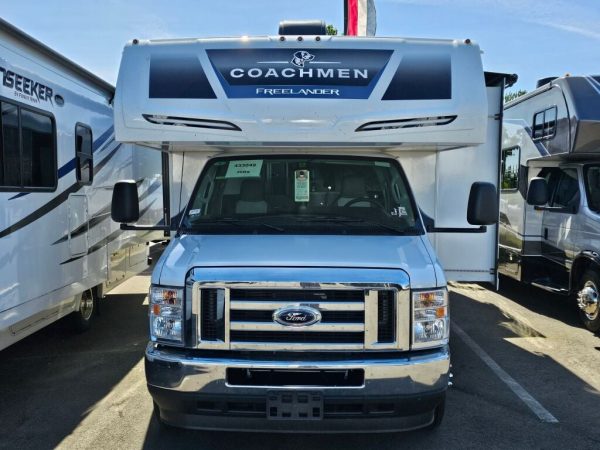 2026 Coachmen Freelander 26DS - Image 2