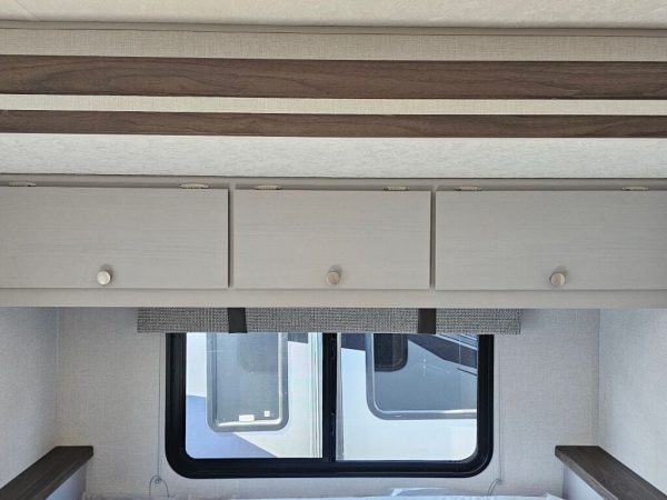 2026 Coachmen Freelander 26DS - Image 31