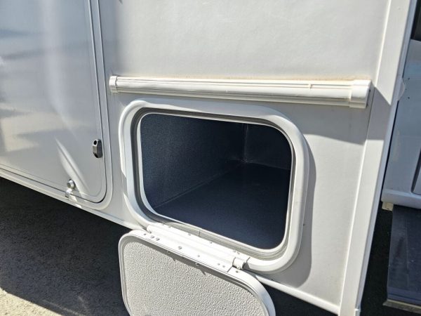 2026 Coachmen Freelander 26DS - Image 6