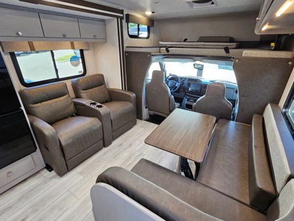 2026 Coachmen Freelander 26DS - Image 9