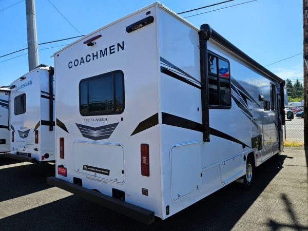 2026 Coachmen Freelander 31MB - Image 5