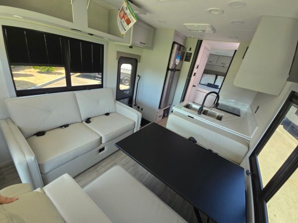 2026 Coachmen Pursuit 27XPS - Image 11