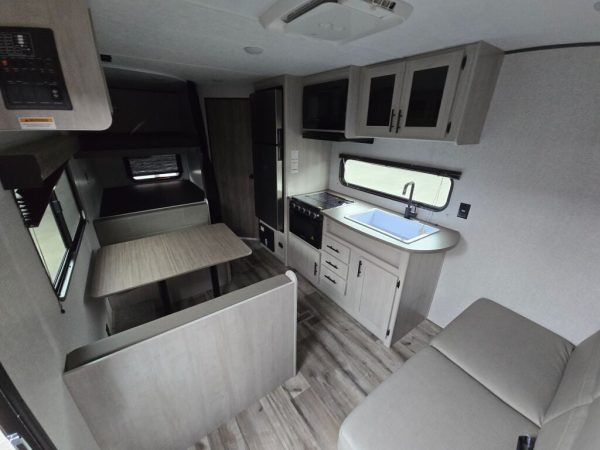 2026 CrossRoads Zinger Lite ZR252BH - Image 10