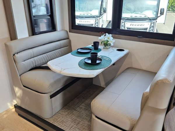 2026 Dynamax Europa 31SS - Image 21