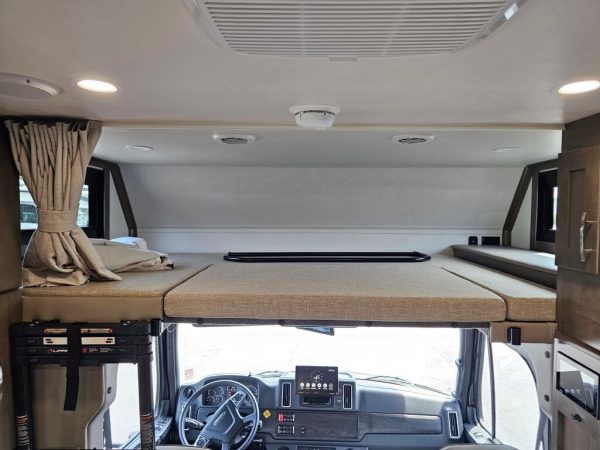 2026 Dynamax Europa 31SS - Image 35