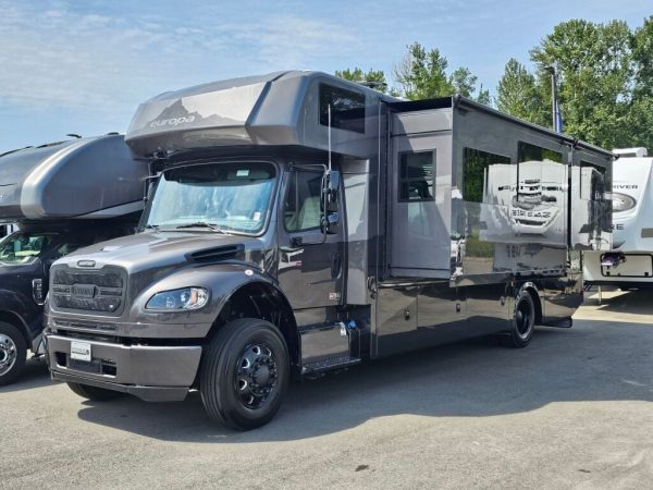 2026 Dynamax Europa 31SS