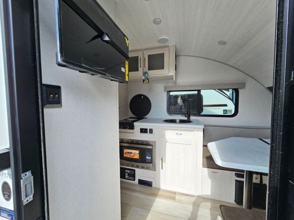 2026 Forest River R-Pod RP-171 - Image 9