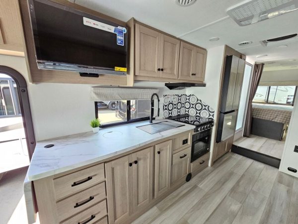 2026 Forest River Sunseeker Classic 3010DS - Image 17