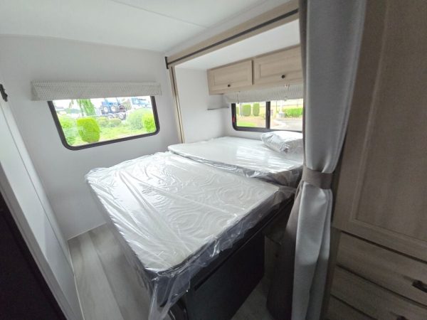 2026 Forest River Sunseeker LE 2250SLE - Image 24