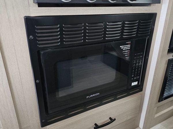 2026 Forest River Sunseeker LE 2250SLE - Image 14