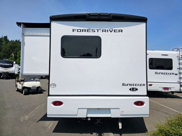 2026 Forest River Sunseeker LE 2250SLE - Image 3