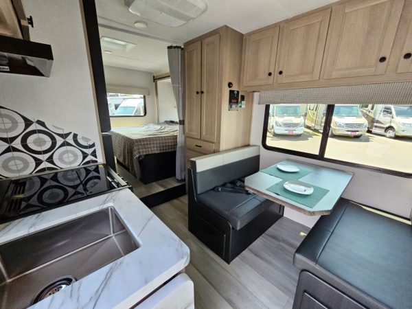 2026 Forest River Sunseeker LE 2250SLE - Image 10