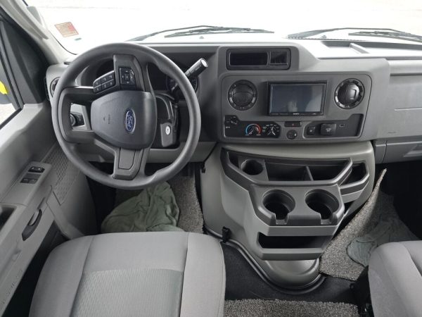 2026 Forest River Sunseeker LE 2550DSLE - Image 11
