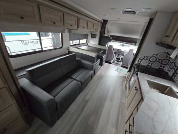 2026 Forest River Sunseeker LE 2550DSLE - Image 15