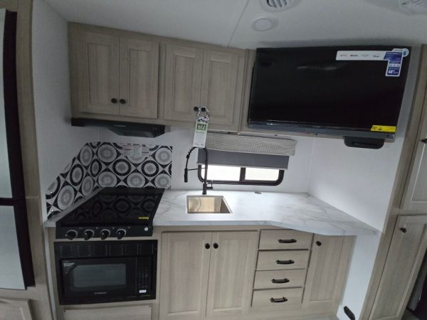 2026 Forest River Sunseeker LE 2550DSLE - Image 19