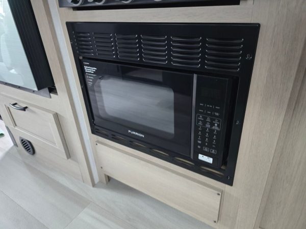 2026 Forest River Sunseeker LE 2550DSLE - Image 21