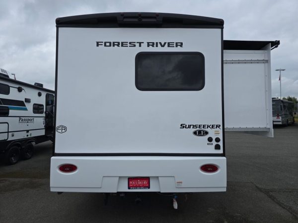 2026 Forest River Sunseeker LE 2550DSLE - Image 7