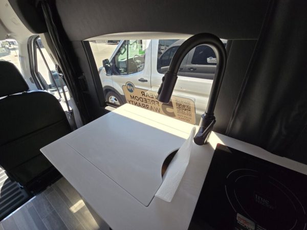 2026 Pleasure-Way Ontour 2 - Image 15