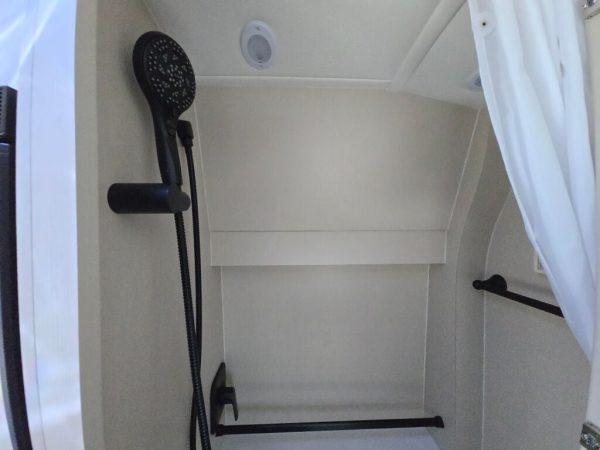 2026 Pleasure-Way Ontour 2 - Image 20
