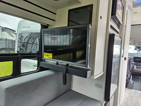 2026 Pleasure-Way Ontour 2.2 - Image 11