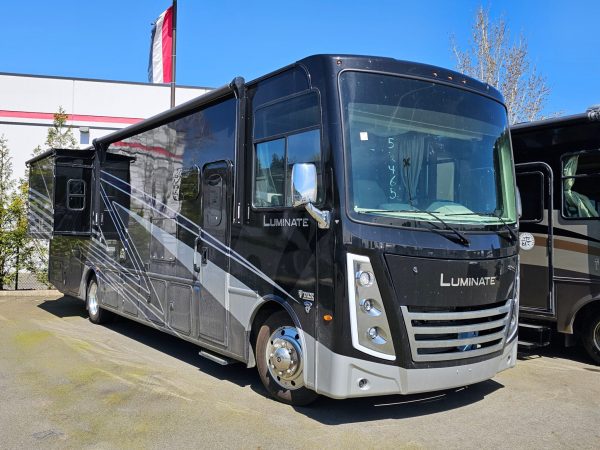 2026 Thor Motor Coach Luminate GG35 - Image 41
