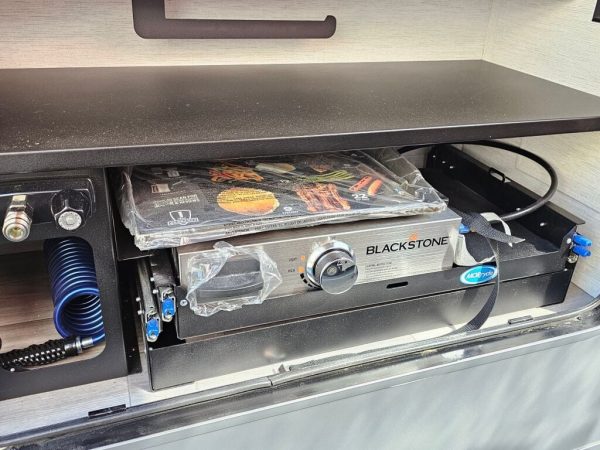 2026 Thor Motor Coach Luminate MM30 - Image 15