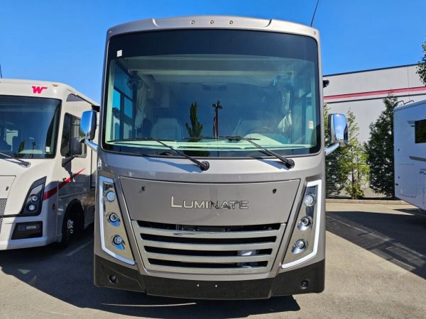 2026 Thor Motor Coach Luminate MM30 - Image 3