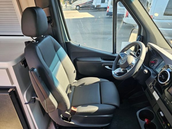 2026 Thor Motor Coach Sanctuary 19A - Image 27