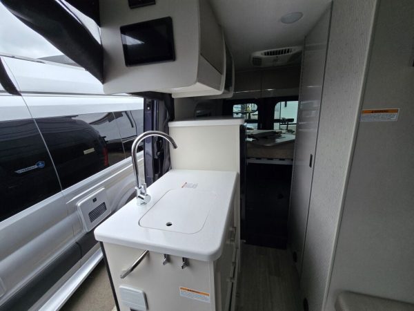 2026 Thor Motor Coach Sanctuary 19M - Image 7